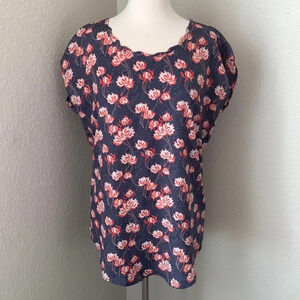 FOREVER 21 blue and red floral tunic top size small
